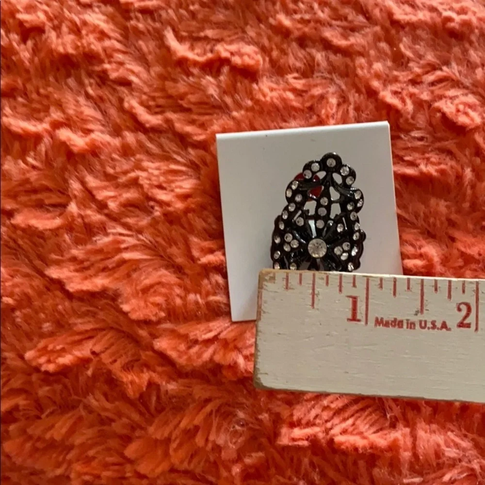 NWT statement ring